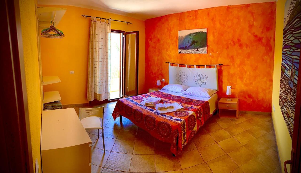 Residenze L'Isola Surf House Aparthotel Porto Pollo Buitenkant foto