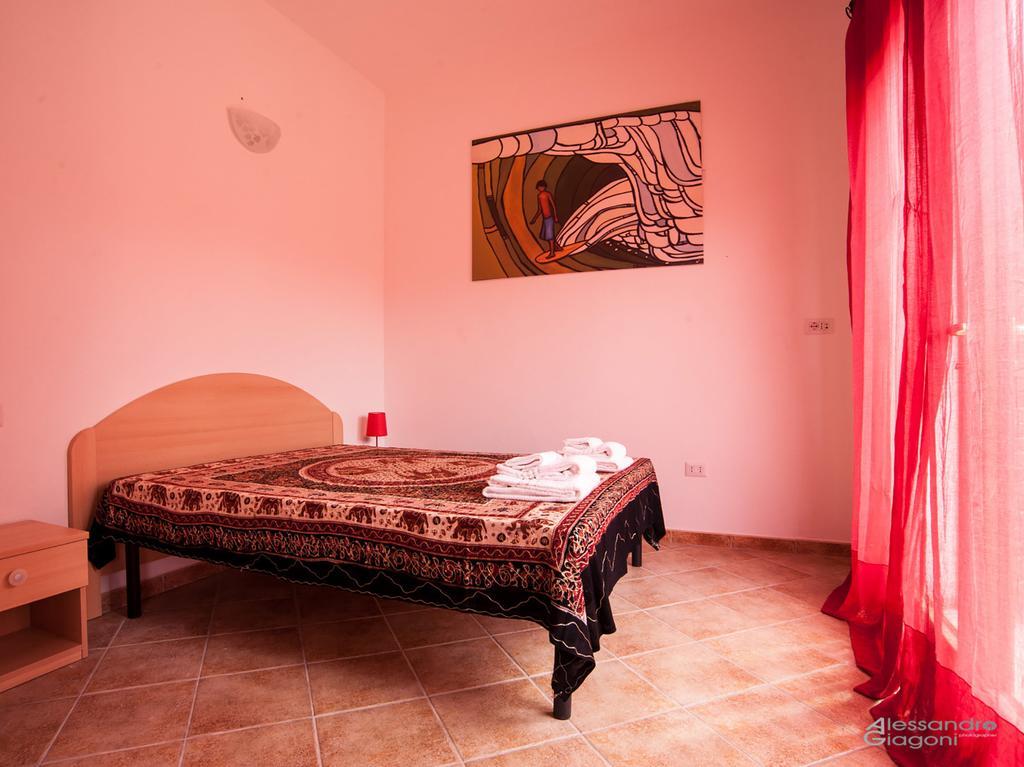 Residenze L'Isola Surf House Aparthotel Porto Pollo Kamer foto